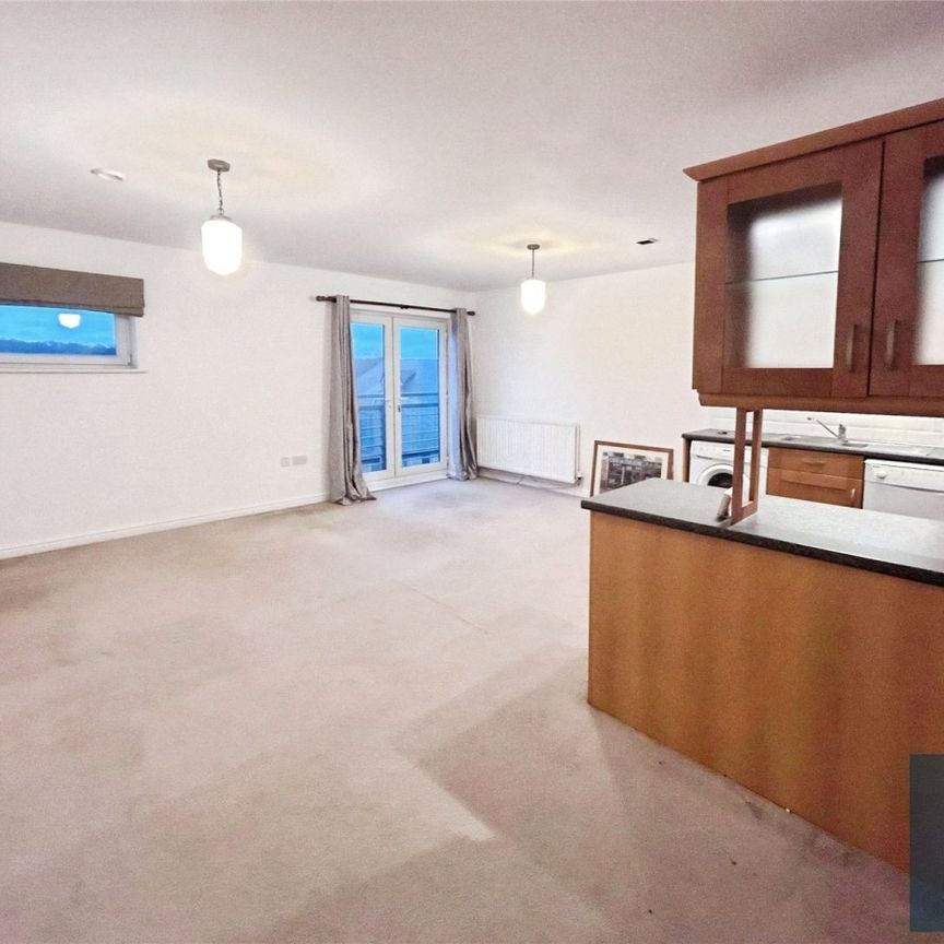 Halifax Road, Lindley, Huddersfield, HD3 - Photo 1