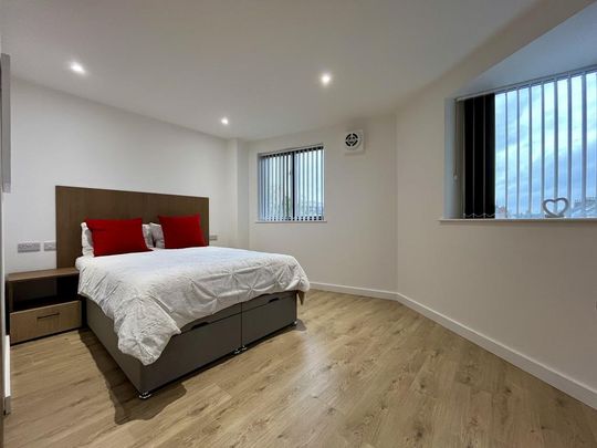 Studio to rent - Photo 1