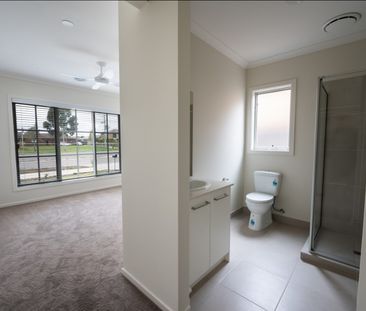 528 Wiltshire Lane, Winter Valley - Photo 1