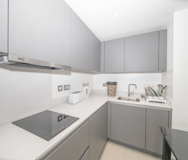 1 bedroom flat to rent - Photo 2