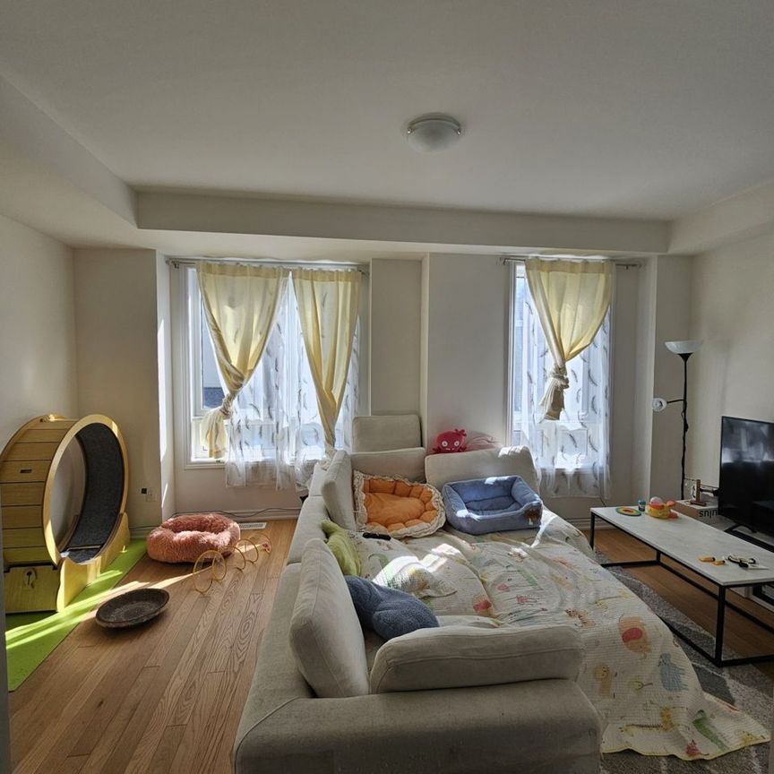 For Lease - 7 Massachusetts Lane, Markham, Ontario - Photo 1