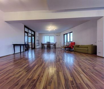 3 Bedrooms Duplex in Baneasa Area - Photo 2