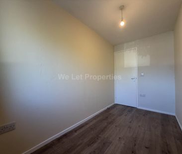 Price £1,500 pcm - Available Now - Unfurnished - Photo 5