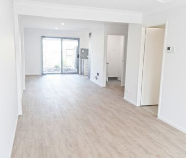 AVAILABLE 06/03/26- 3 BED 2 BATH TOWNHOUSE WITH MULTI PURPOSE ROOM ... - Photo 1