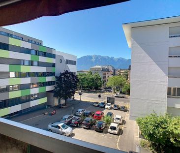 Appartement lumineux de 2 pièces au 3ème étage avec ascenseur - Foto 1