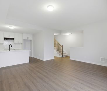 For Lease - 547 Celestine Private, Barrhaven, Ontario - Photo 5