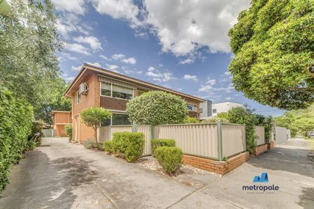 6/3 Carinya Crescent, CAULFIELD NORTH, VIC - Photo 2