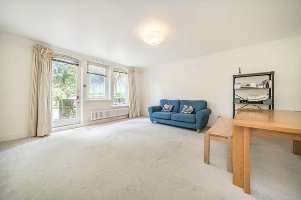 Willoughby Road, Twickenham, TW1 - Photo 1