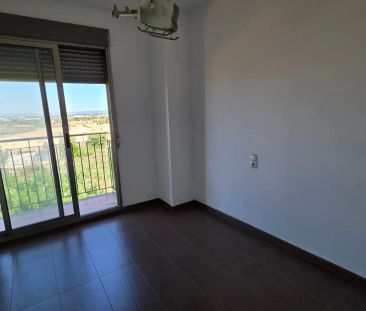 Piso de alquiler en Carrer Camí Reial, Camí Reial - Photo 2