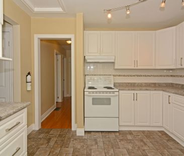 For Lease - 1437 Westbrook Drive Unit# Main Floor, Peterborough, On... - Photo 1