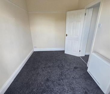 1 bedroom block of apartments to rent - Photo 1