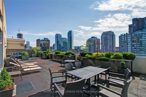 Eight Wellesley Lofts - Photo 1