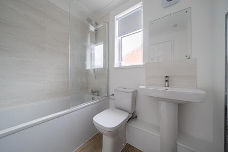 4 bedroom house to rent - Photo 2