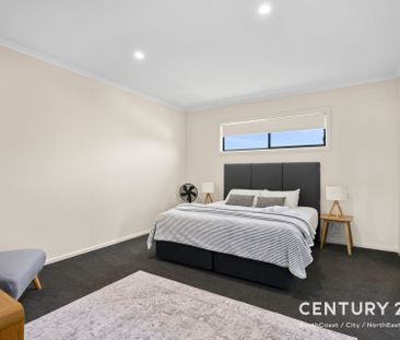 Moments from the Beach - Where Every Day is a Holiday - Photo 6