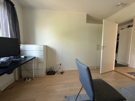 Vikaholmsallen, Växjö - Photo 5