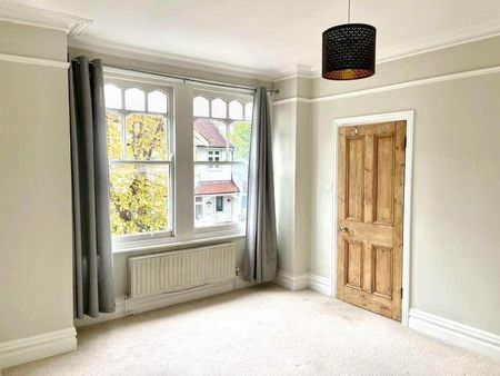 Badminton Road, Clapham, London, SW12 - Photo 2