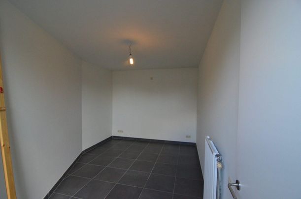 Gezellig gelijkvloers appartement met terras en tuintje nabij het centrum van Geel - Photo 1