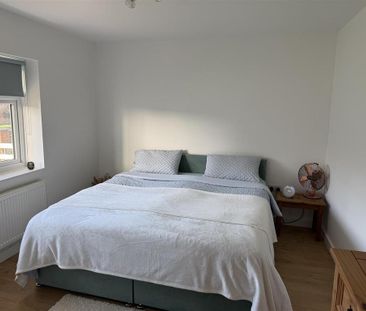 2 bedroom bungalow to rent - Photo 4