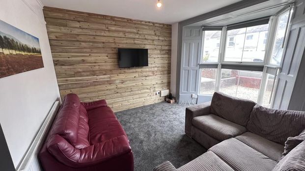 6 bedroom house share to rent - Photo 1