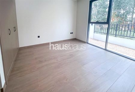 Brand New | 4 Bedroom | Corner Unit - Photo 5