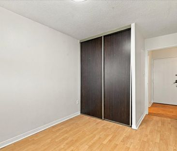 For Lease - 1300 Marlborough Court Unit# 322, Oakville, Ontario - Photo 3