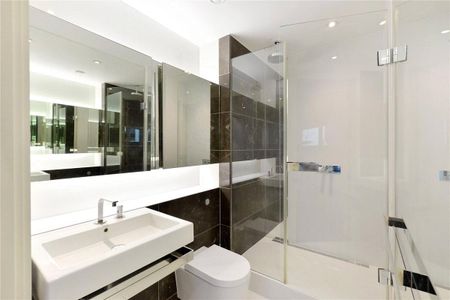 2 bedroom flat in London - Photo 5