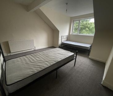 3 bedroom terraced house to rent - Photo 3
