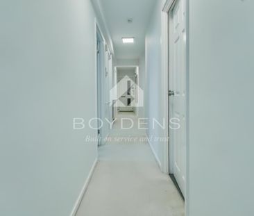 The Esplanade , Frinton-on-Sea - Photo 3