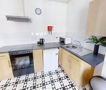 Cumberland Street, Bristol - Photo 2