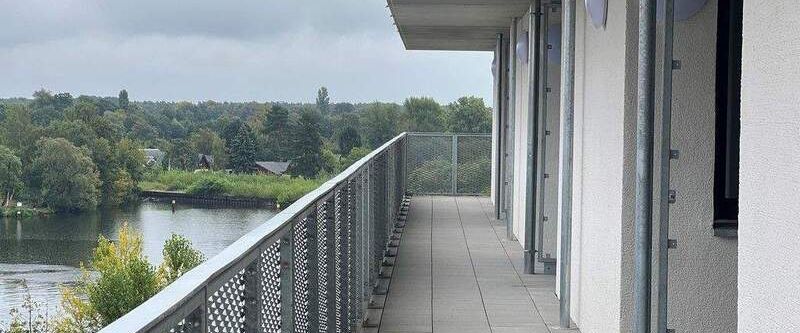 Wohnen mit Wasserblick - modernes Zuhause- 3 Zimmer mit Balkon - Foto 1