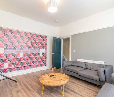 Room in a Shared House, Langdale Road, L15 - Photo 2