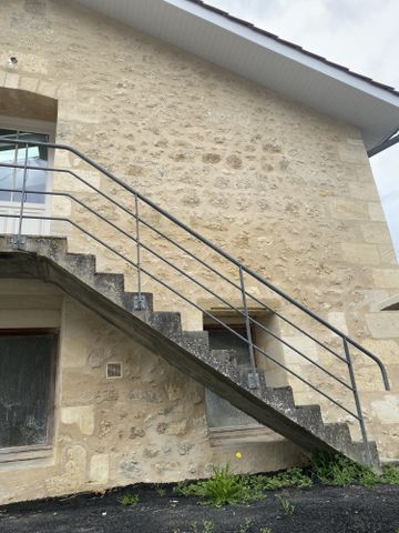 Location Appartement 4 pièces 88m² ARVEYRES 33500 - Photo 4