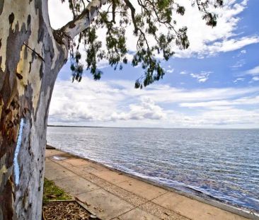 “One Bedroom Modern Duplex !” - Photo 2