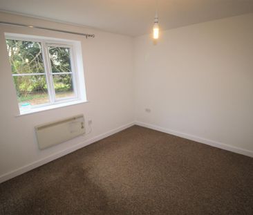 Winforton Close, Redditch - Photo 5