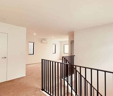 Exquisite 4 Bedroom, 3 Bathroom Home in Karaka – $799pw - Photo 1