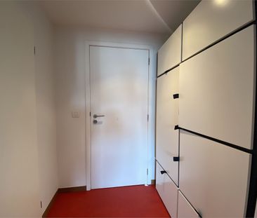 Studio - Photo 2