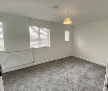 3 bedroom semi-detached house to rent - Photo 6