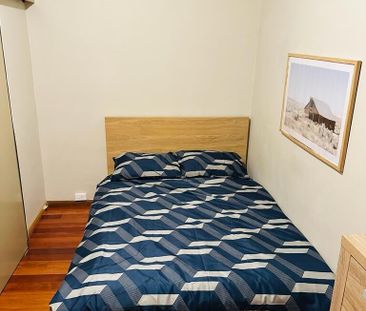 Darlington - Photo 1