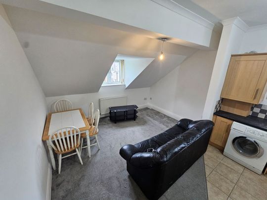 Apartment 8 23, Laindon Road, Manchester, M14 - Photo 1