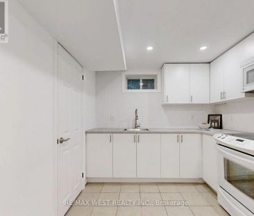 138 ARMITAGE DRIVE - Photo 2