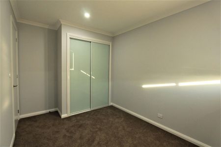 Near New 4 Bedroom Home For Lease! - Photo 5