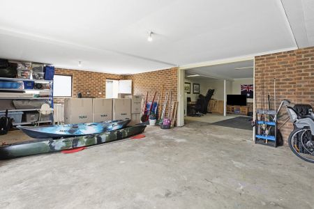 18 Hakea Street, Queanbeyan. - Photo 2