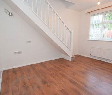 3 bedroom semi-detached bungalow to rent - Photo 6