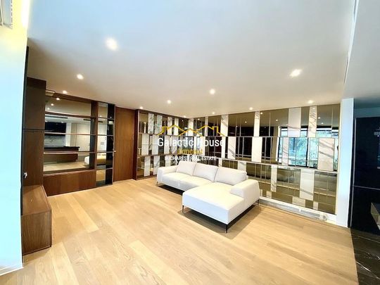 DUPLEX SPECTACULOS PRIMAVERII ONE CHARLES DE GAULLE de inchiriat Primaverii, Bucuresti - Fotografie 1