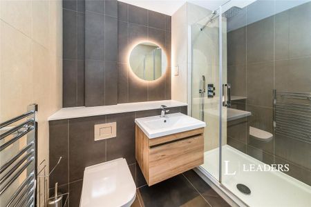 1 bedroom flat to rent - Photo 4