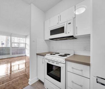 For Lease - 33 Isabella Street Unit# 2407, Toronto, Ontario - Photo 3