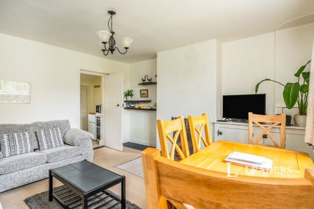 2 bedroom cottage to rent Church Cottages, Earnley, PO20 - Photo 2