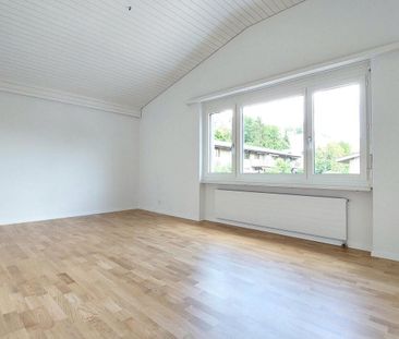 TEILSANIERT: 3.5-ZW à 70 m² im EG - Foto 2