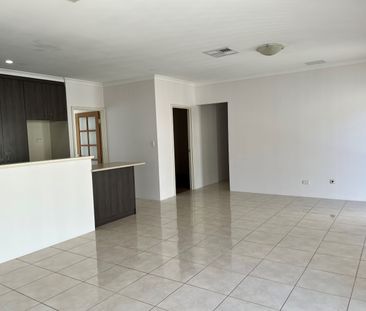 22 Goa Vista, Bennett Springs WA 6063 - House For Rent | Domain - Photo 1