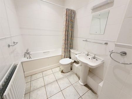 2 Bedroom Apartment to Rent in Heritage Court, Kettering, NN16 - Photo 5